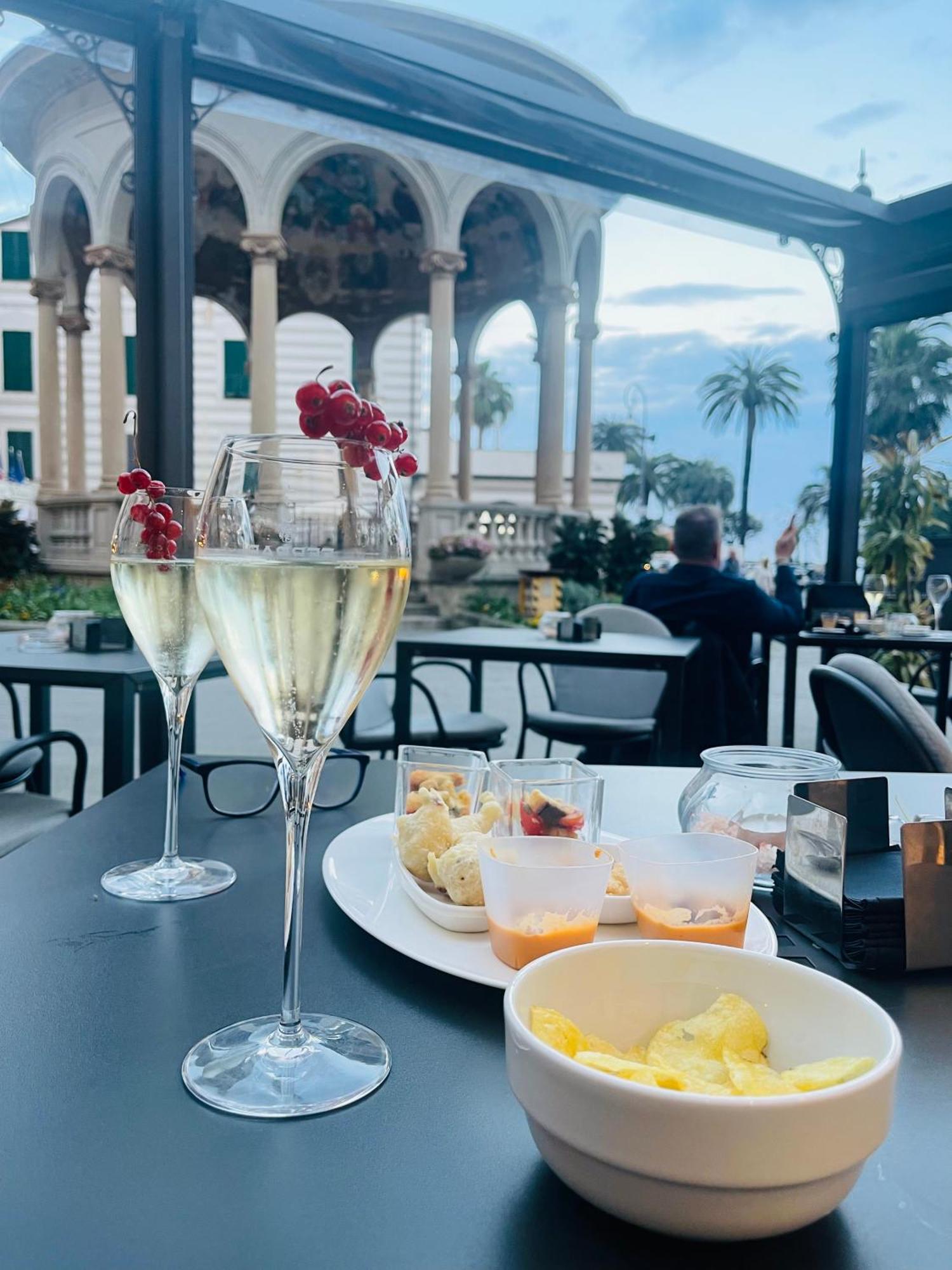 Casa Nel Cuore Della Citta Appartement Rapallo Buitenkant foto