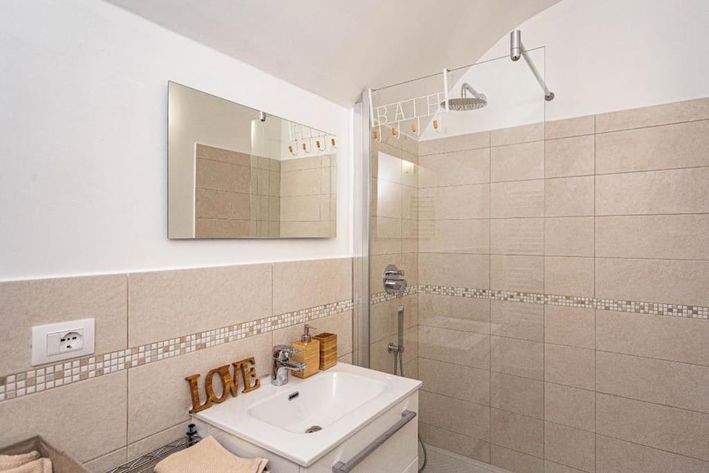 Casa Nel Cuore Della Citta Appartement Rapallo Buitenkant foto
